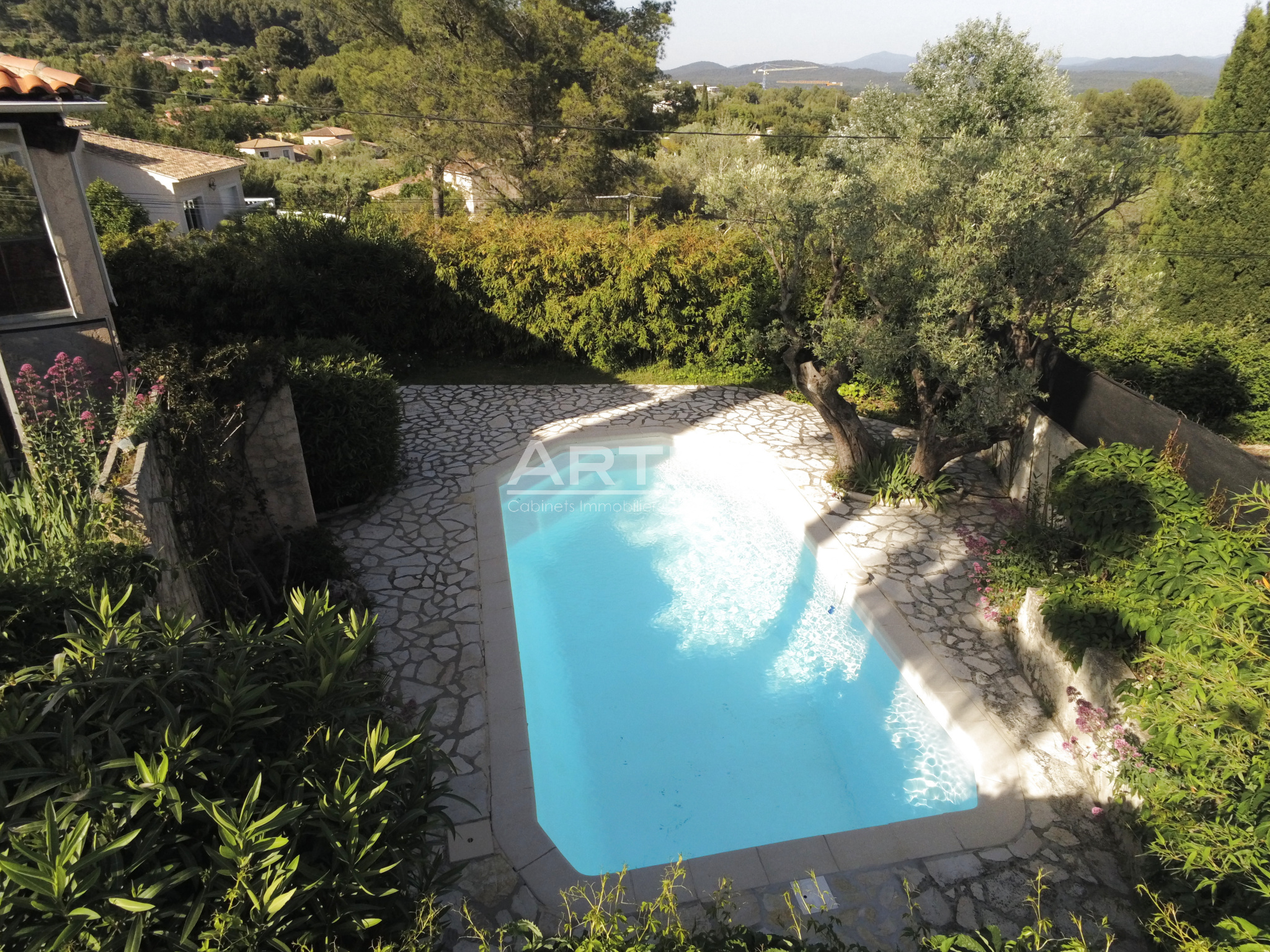 Maison-Villa - La Farlde 83210