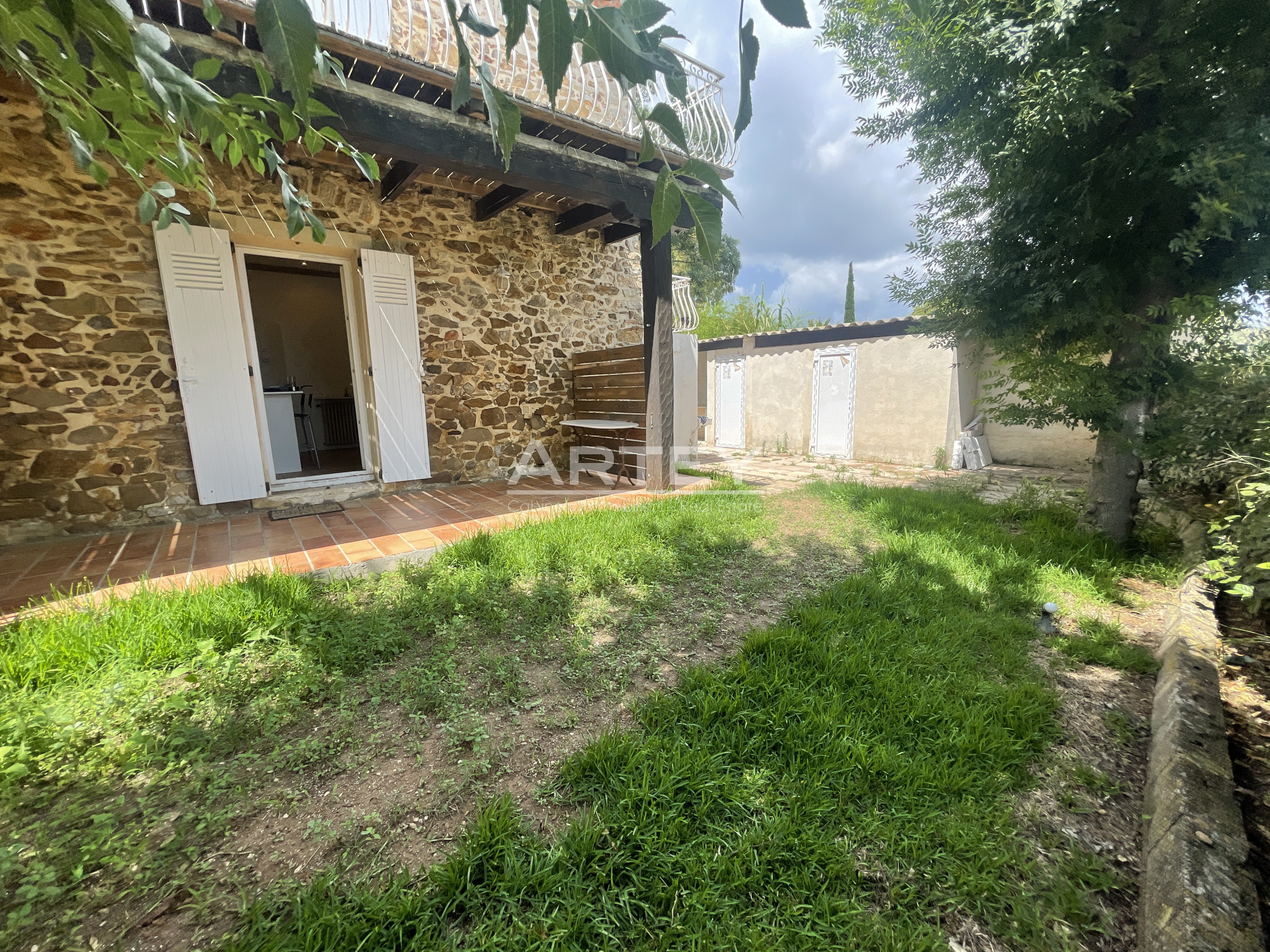 Appartement - Les salins d hyeres 83400