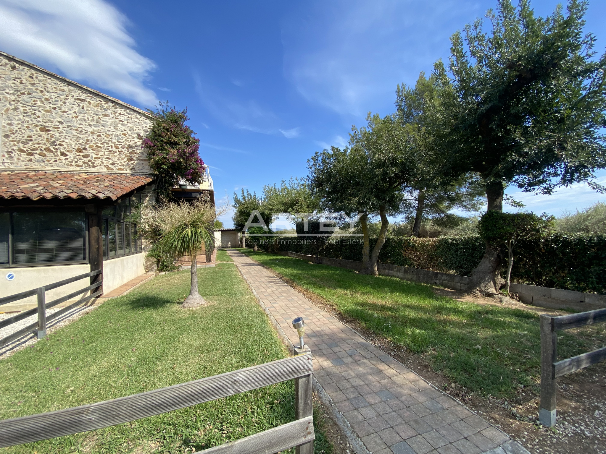 Appartement - Les salins d hyeres 83400