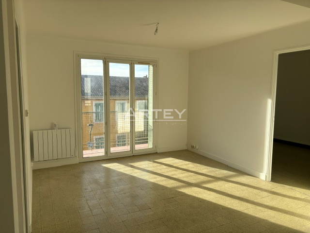 Apartment - La Garde 83130
