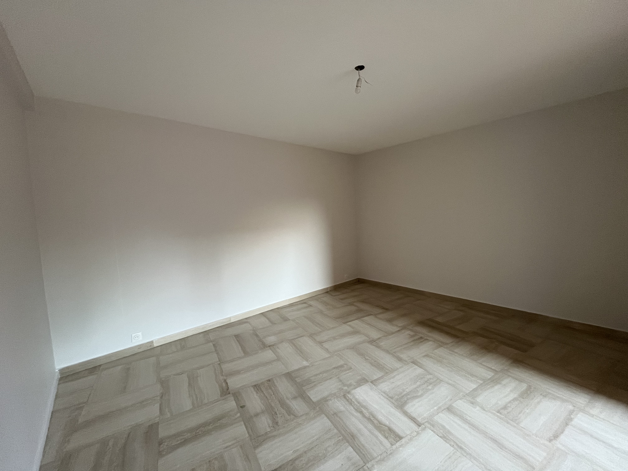 Apartment - Hy�res 83400