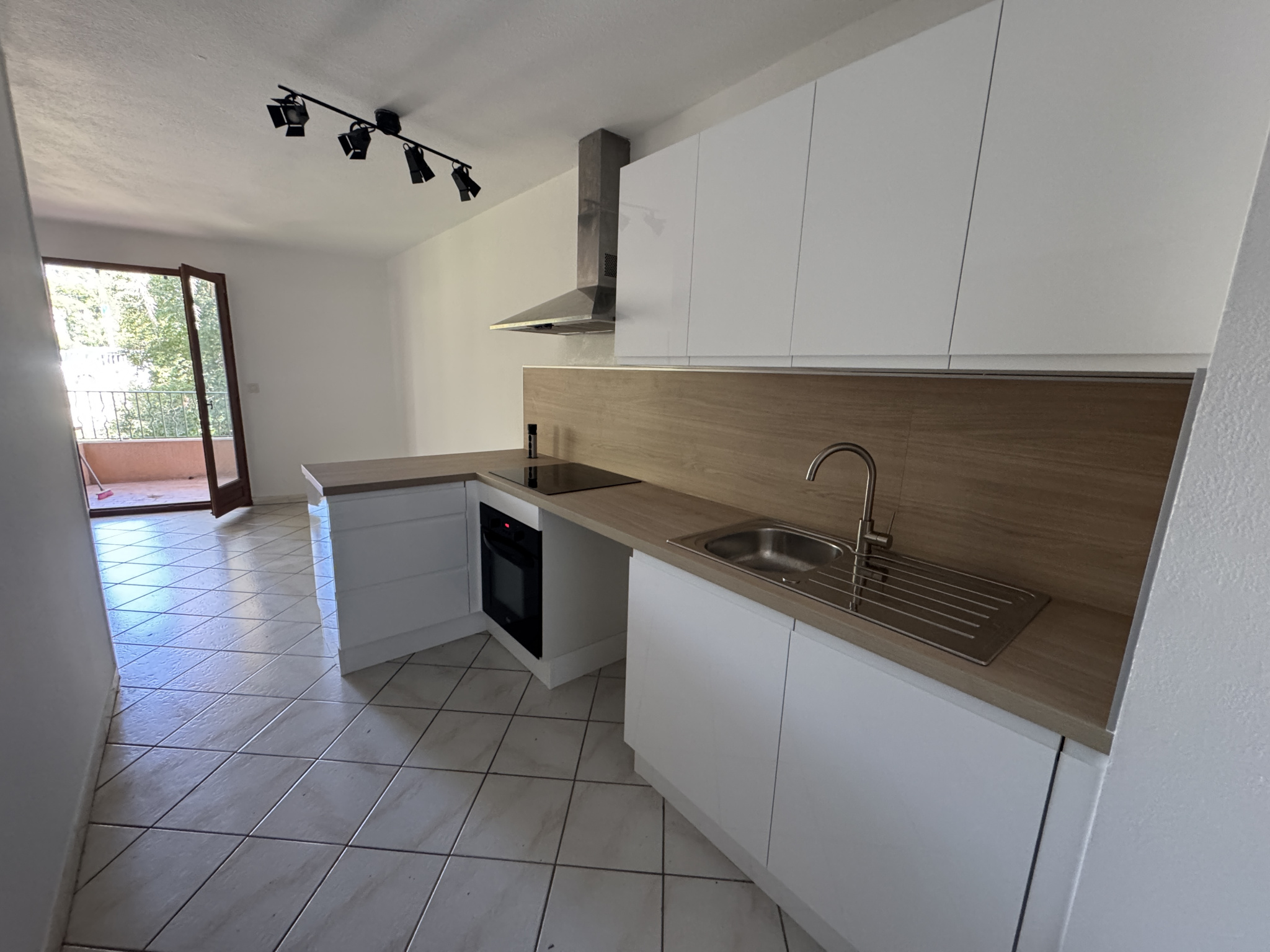 Appartement - Carqueiranne 83320