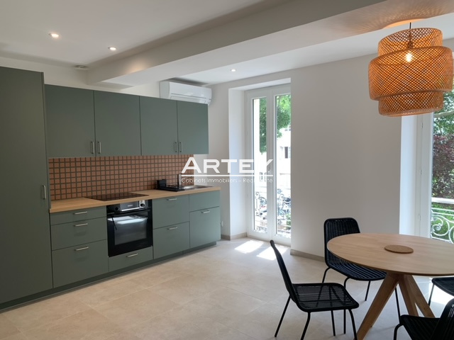 Location Appartement Hyres
