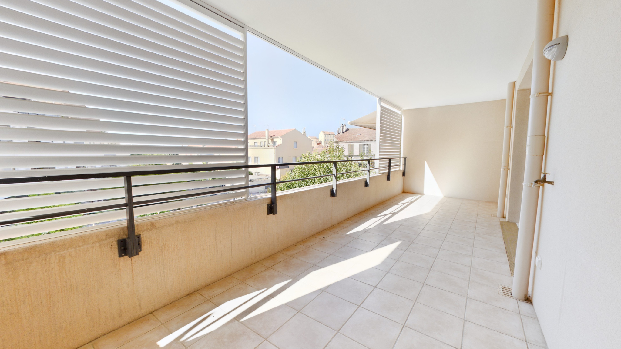 Apartment - Hyres 83400