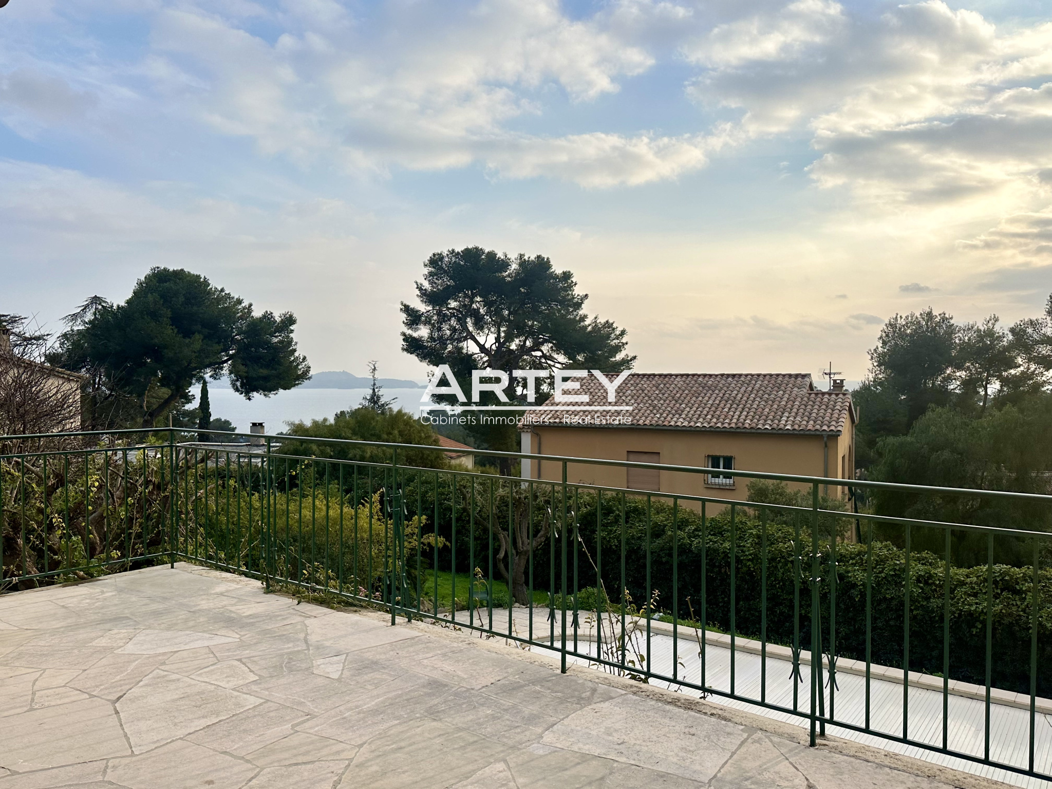 Maison-Villa - Carqueiranne 83320