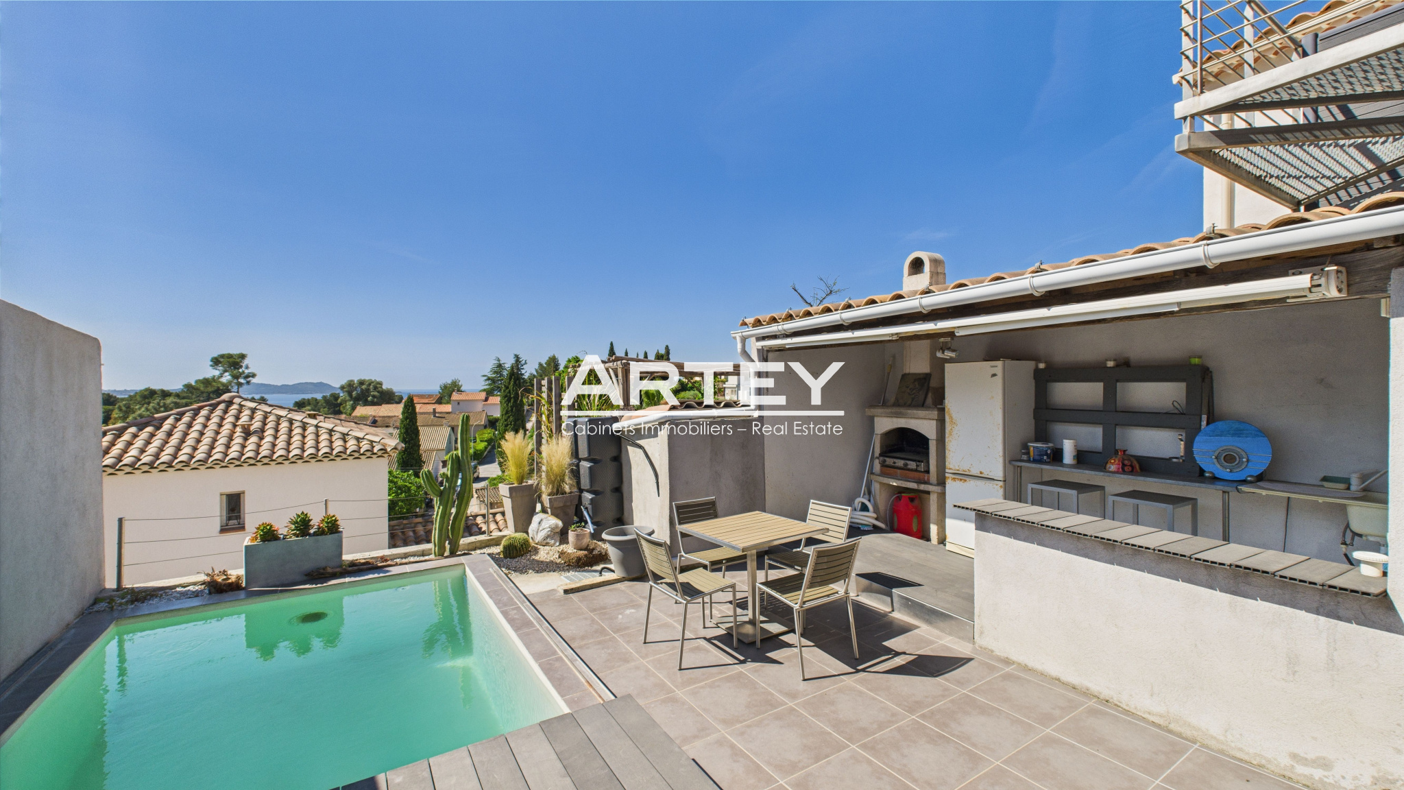 Maison-Villa - Carqueiranne 83320