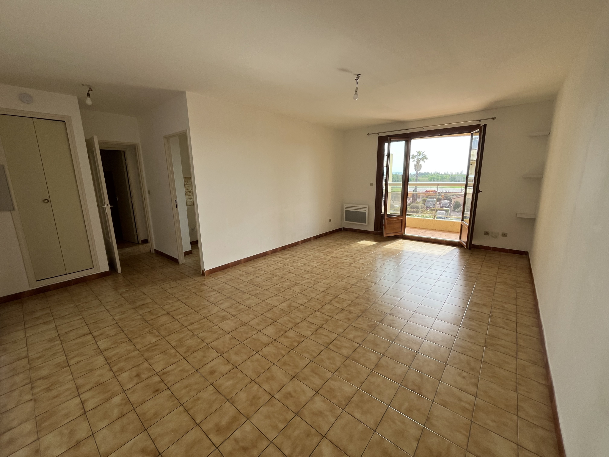 Apartment - Hyres 83400