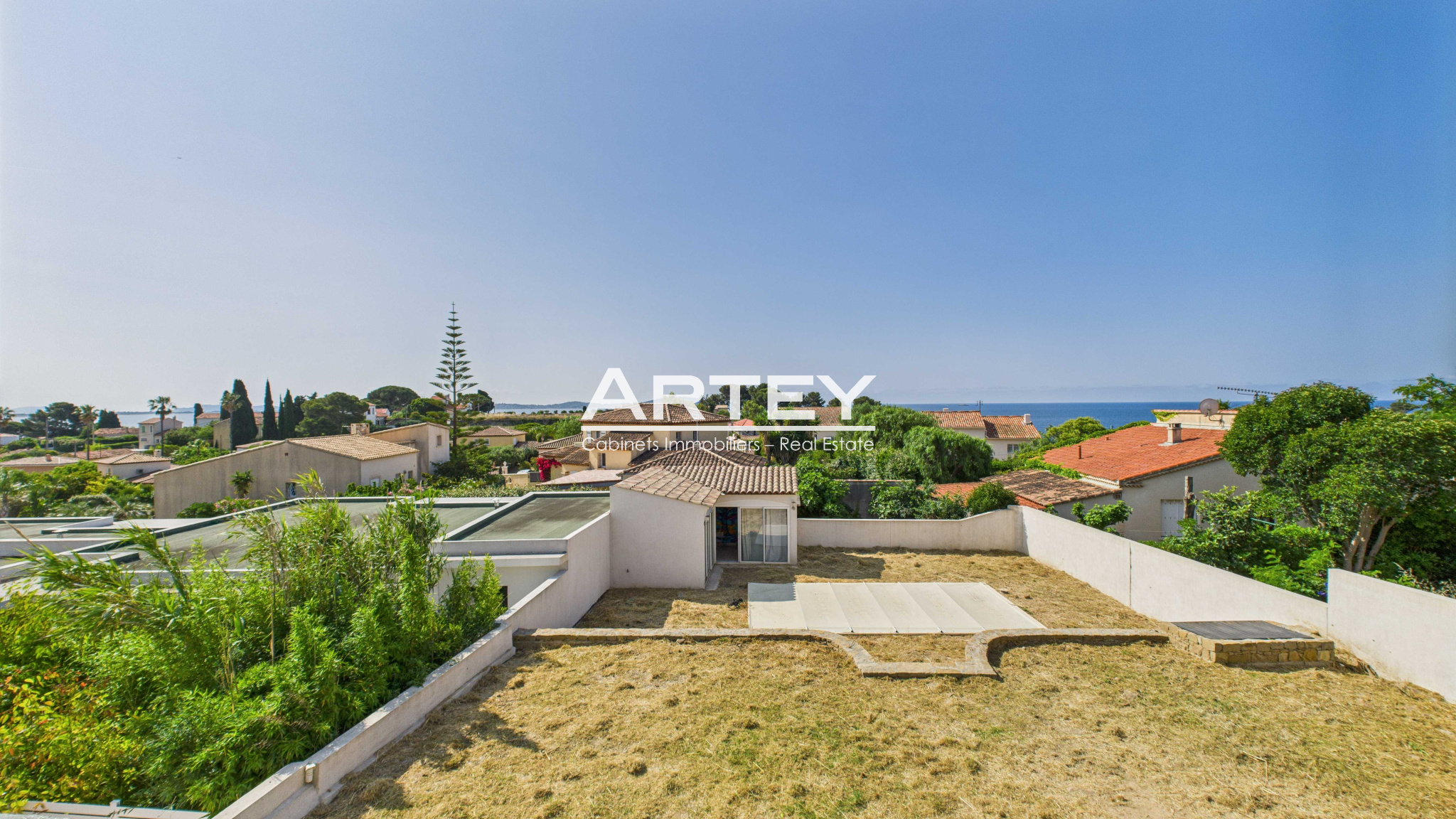 Maison-Villa - Carqueiranne 83320