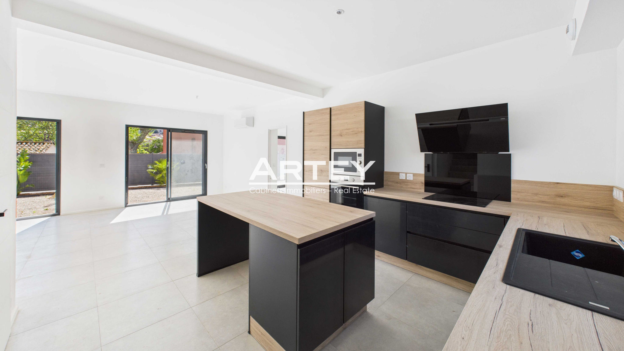 Maison-Villa - Carqueiranne 83320