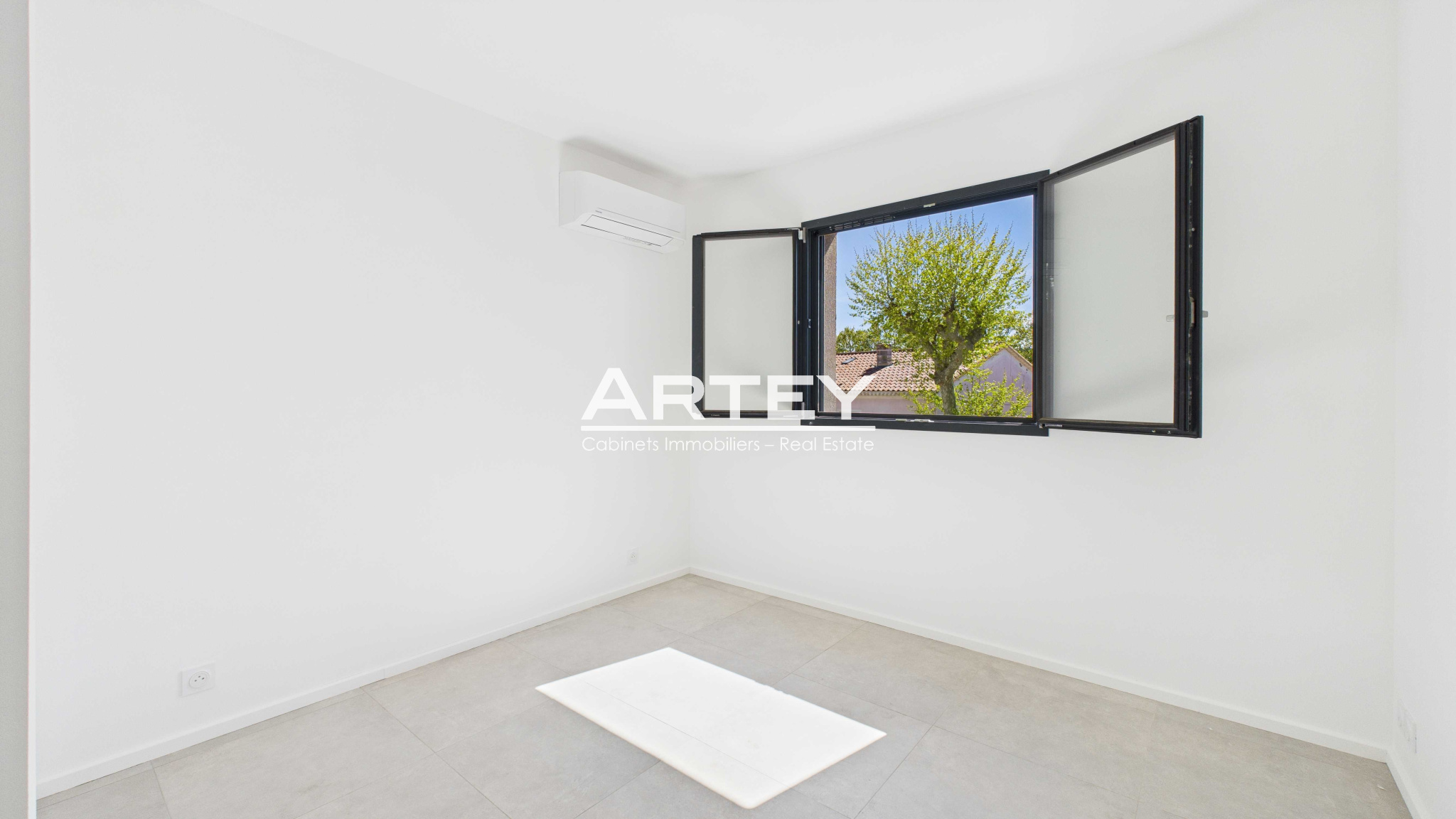Maison-Villa - Carqueiranne 83320