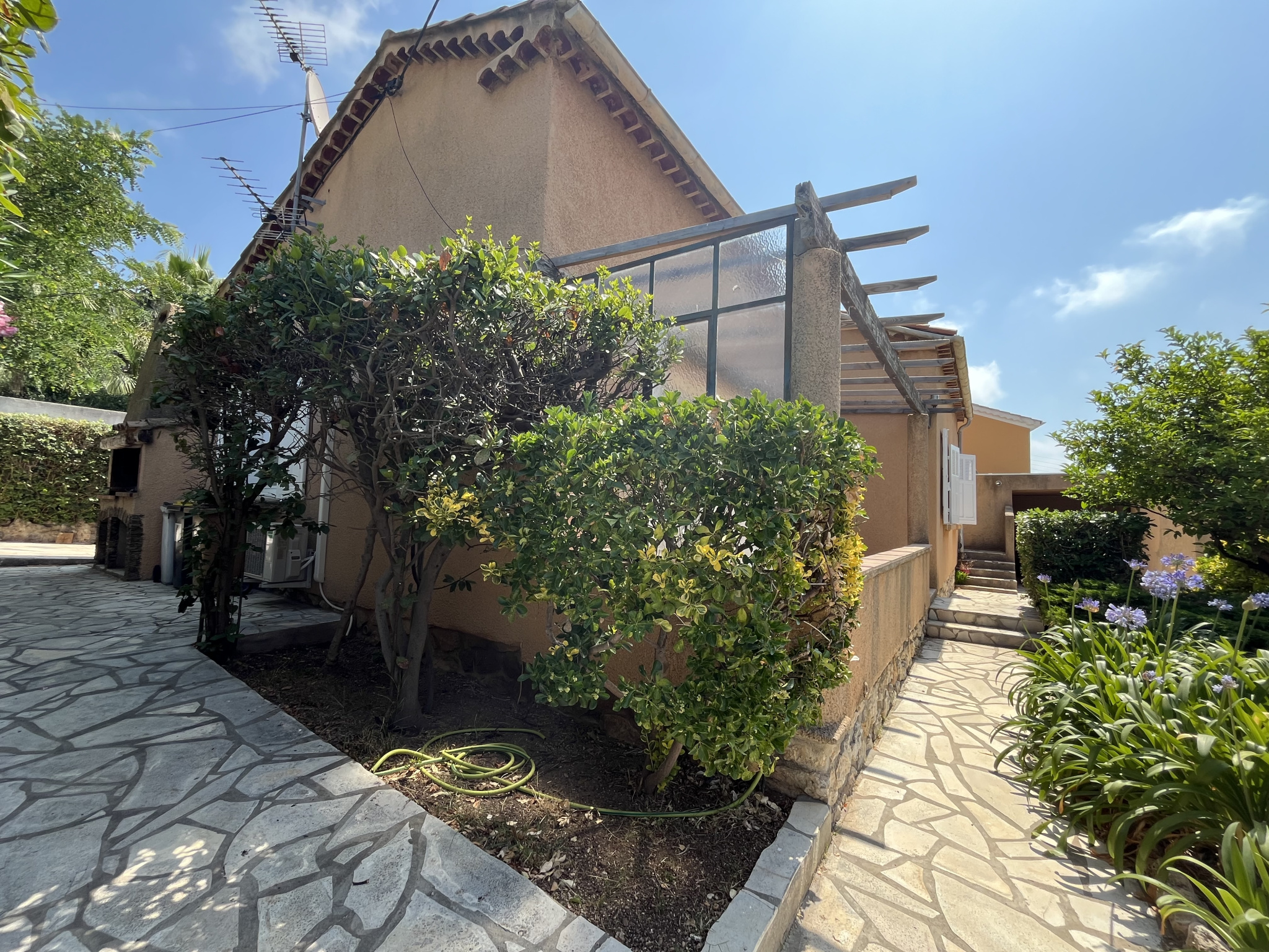Maison-Villa - Carqueiranne 83320