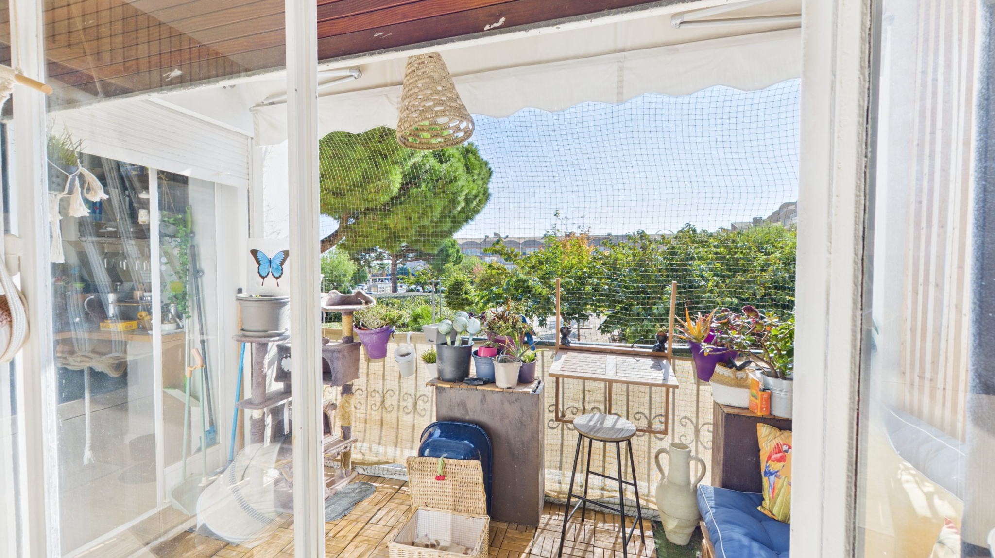 Apartment - Hy�res 83400