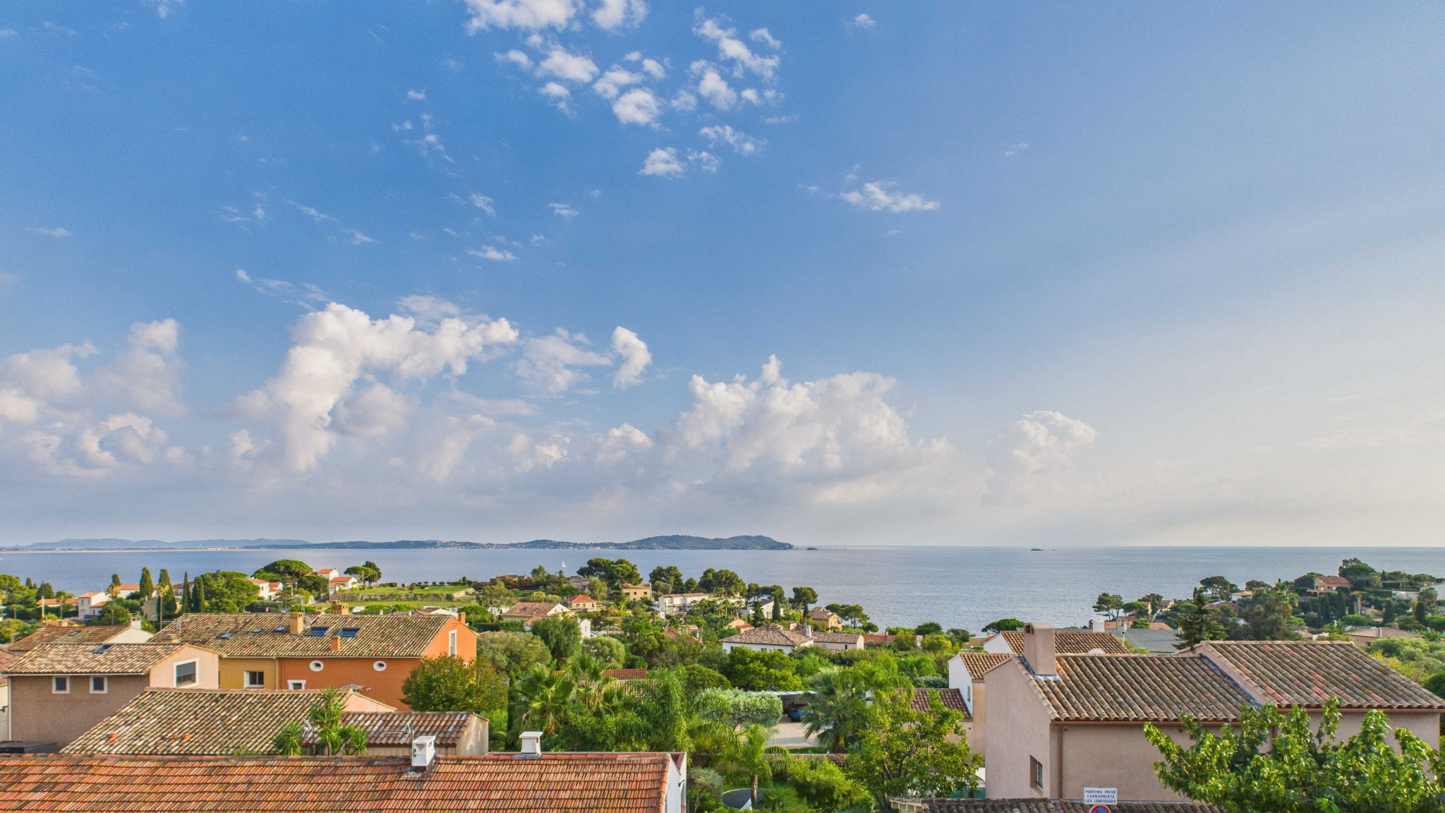 Apartment - Carqueiranne 83320