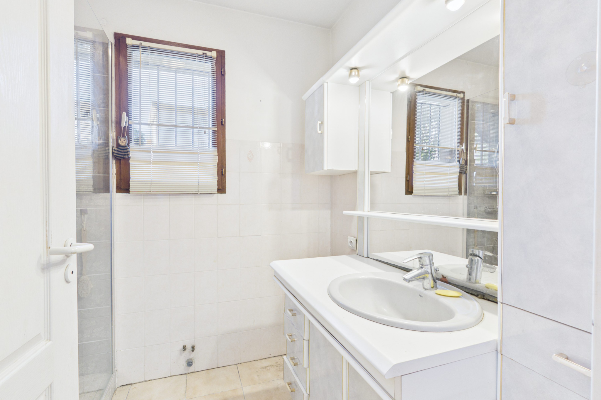 Apartment - Hy�res 83400