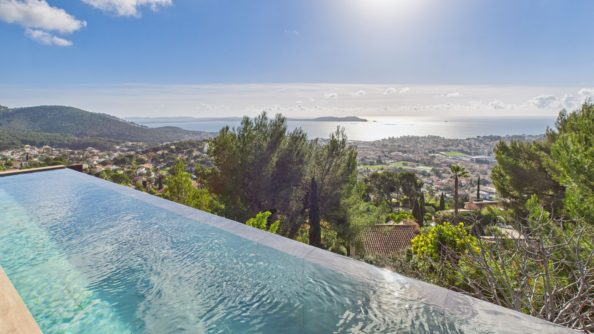 Maison-Villa - Carqueiranne 83320
