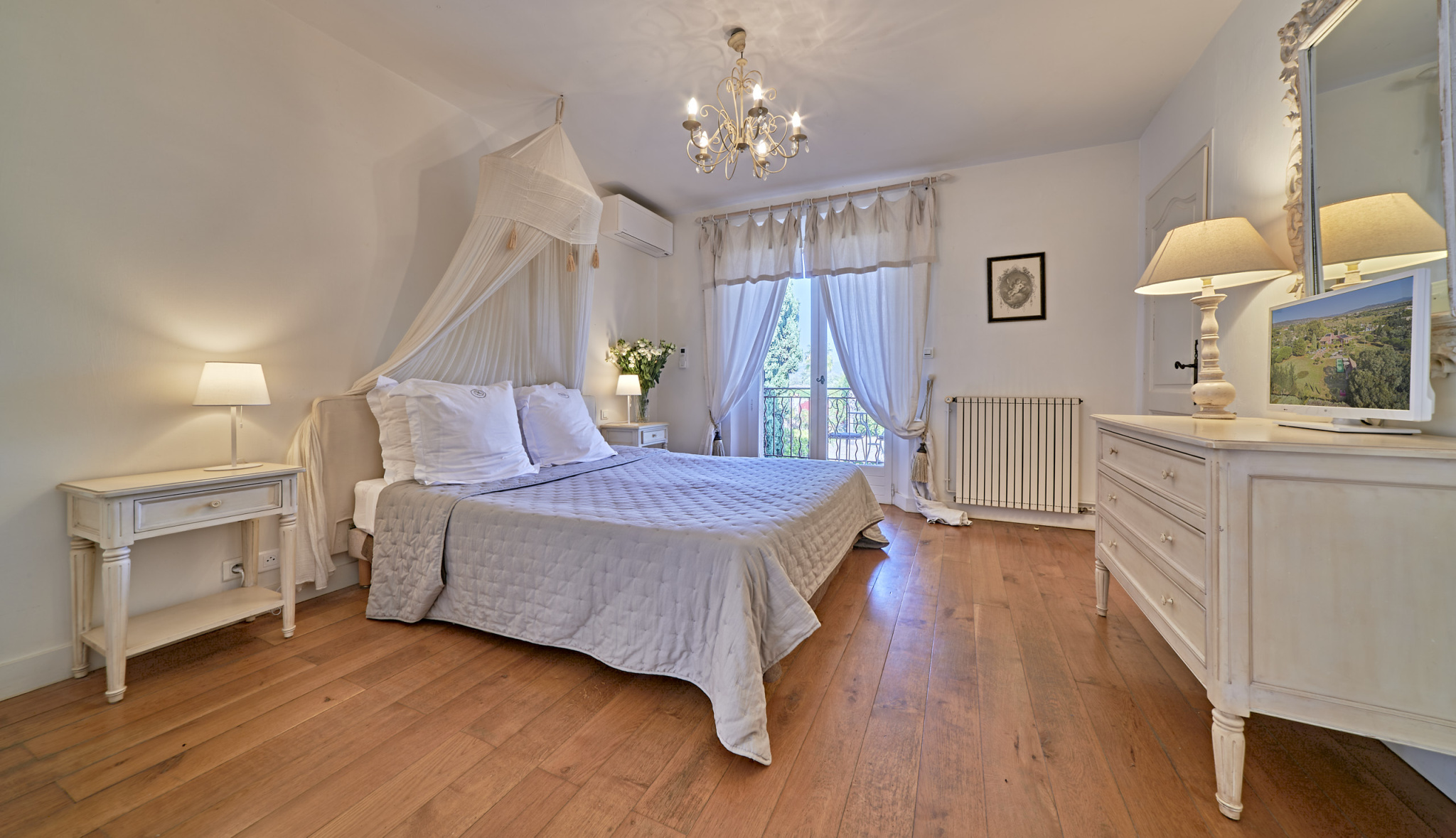 Maison-Villa - La Londe-les-Maures 83250
