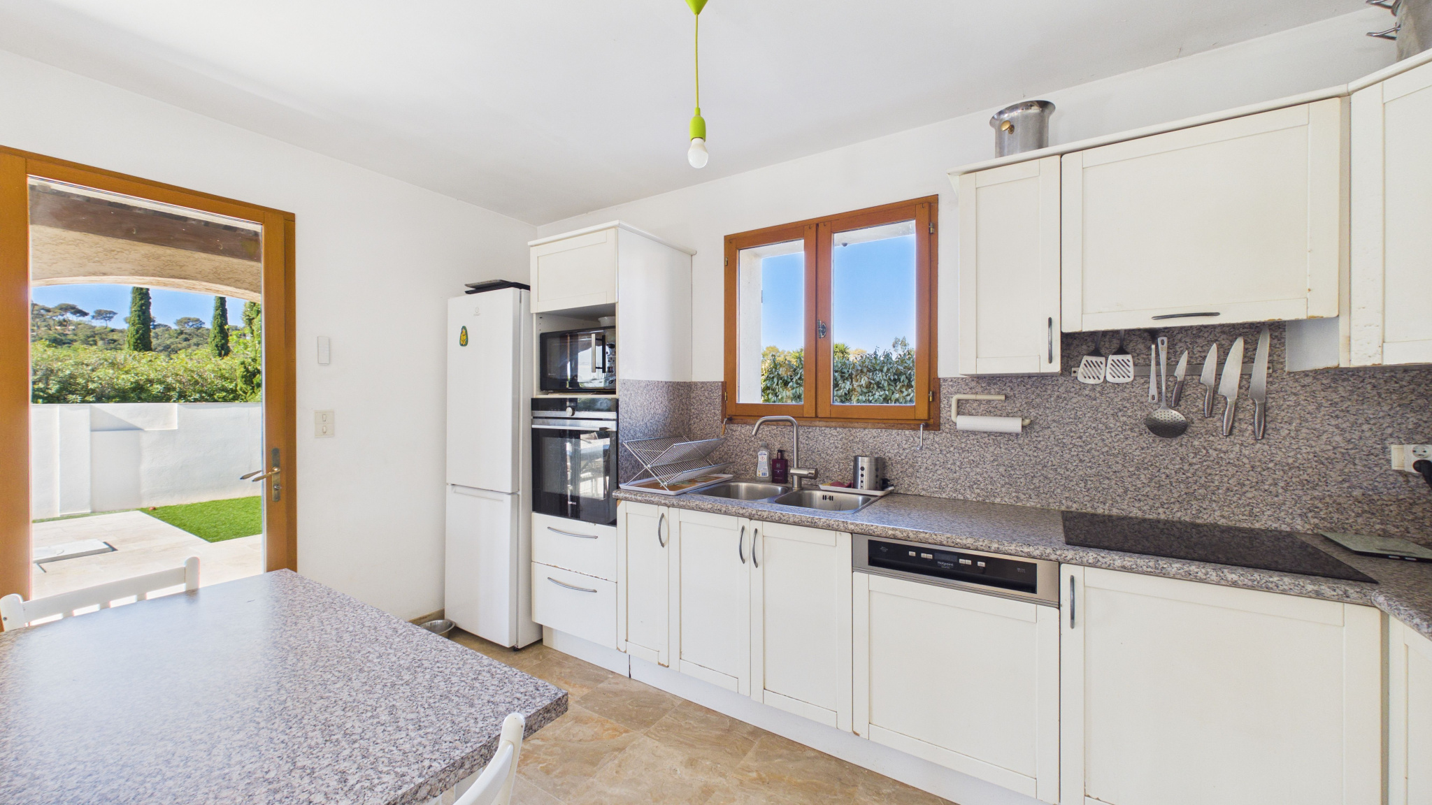 Maison-Villa - Carqueiranne 83320