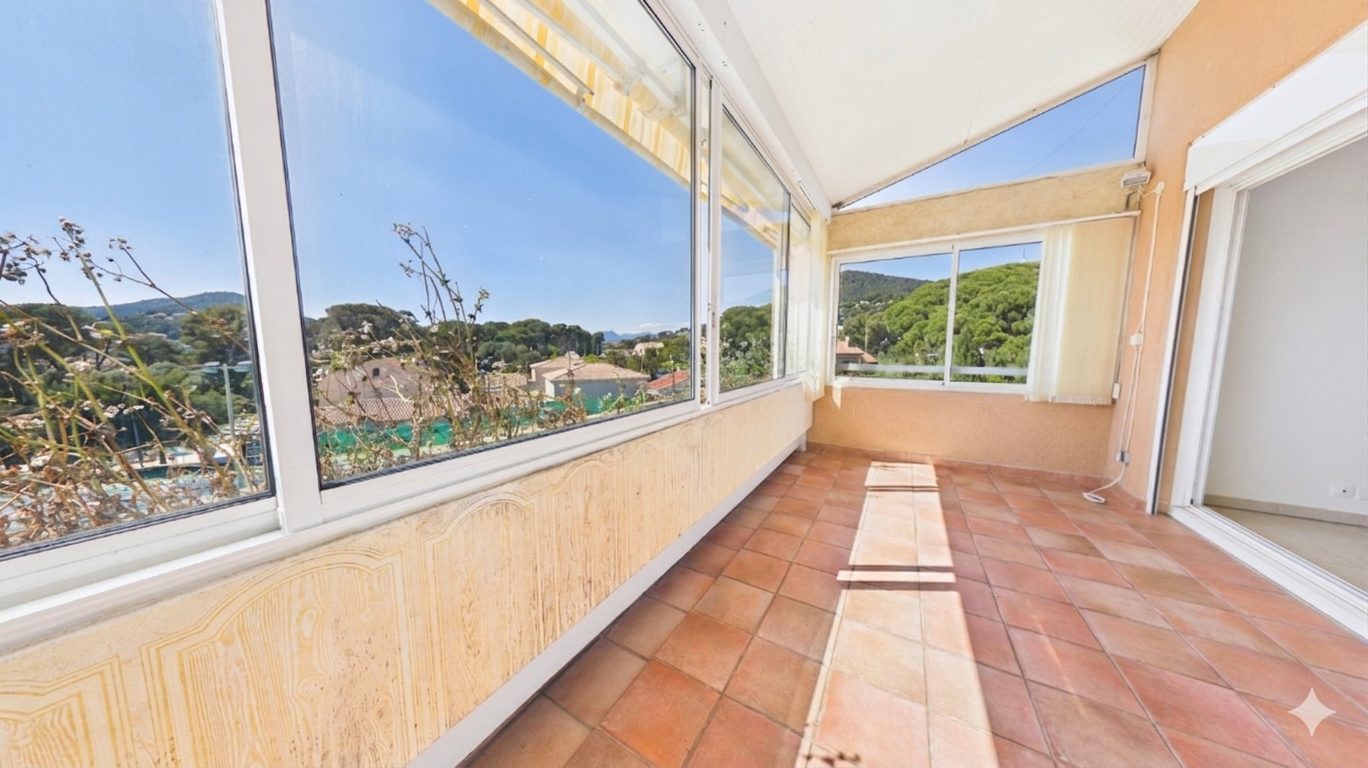 Appartement - Carqueiranne 83320
