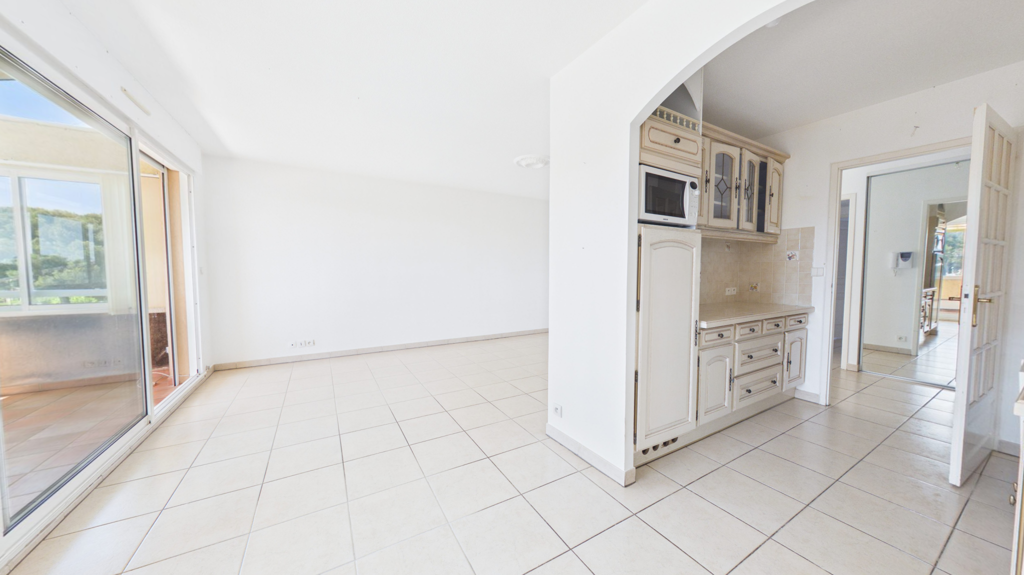 Apartment - Carqueiranne 83320