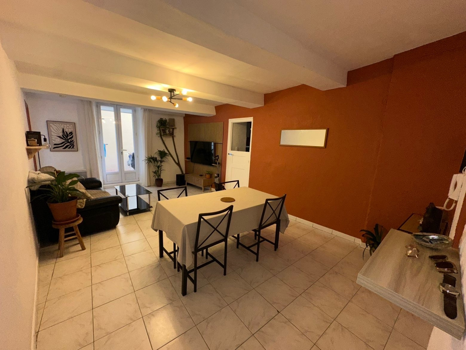 Appartement - Solli�s-Toucas 83210
