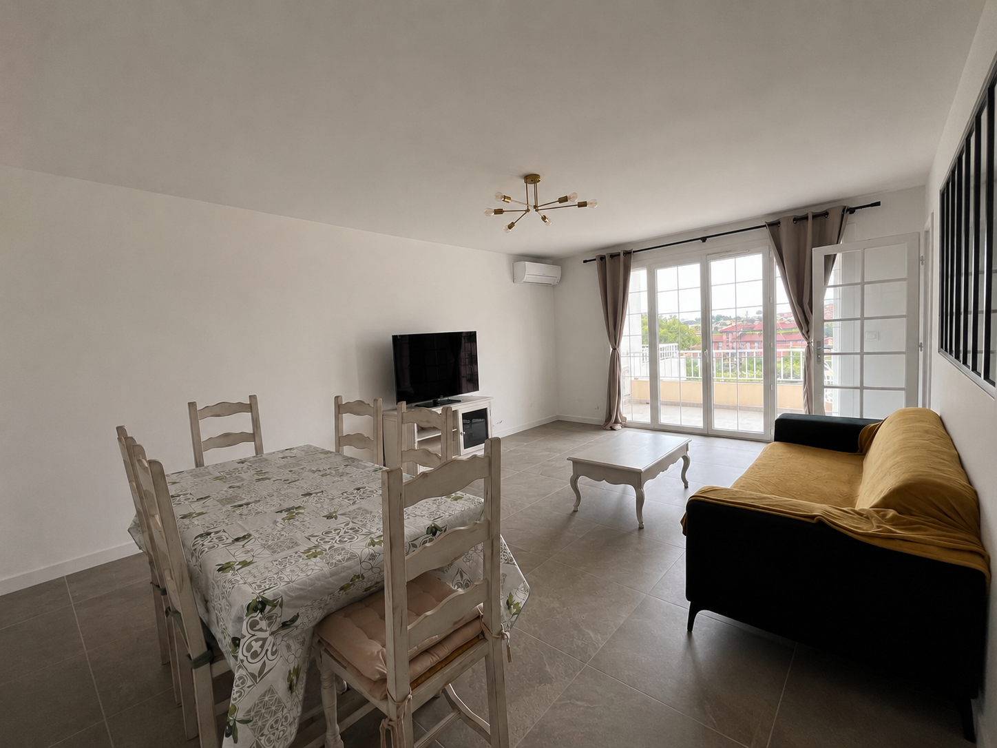 Appartement - Carqueiranne 83320