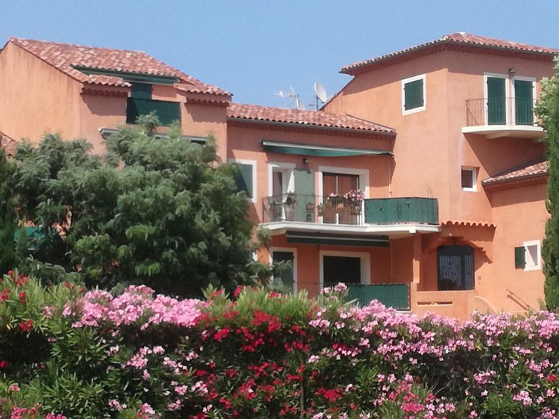 Location Appartement Carqueiranne