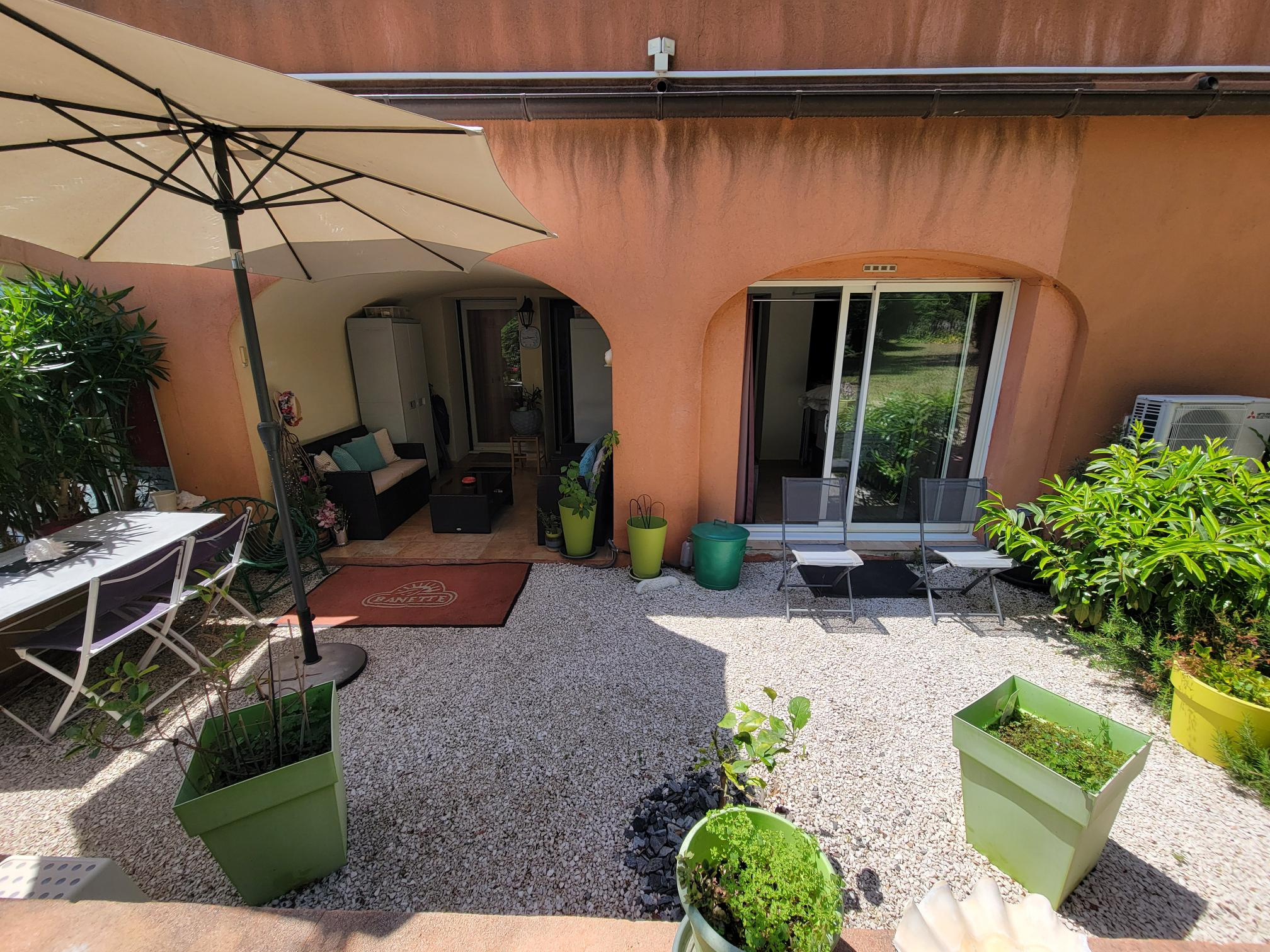 Appartement - Carqueiranne 83320