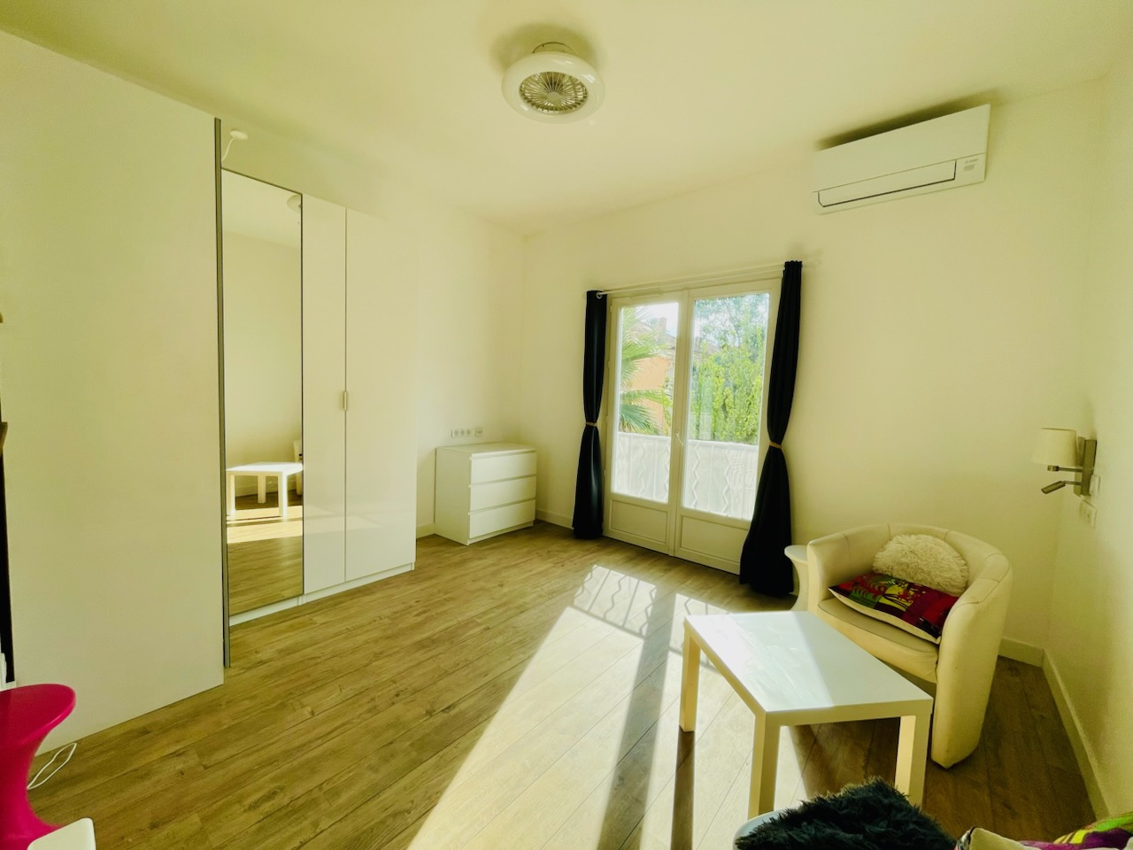 Appartement - Hy�res 83400