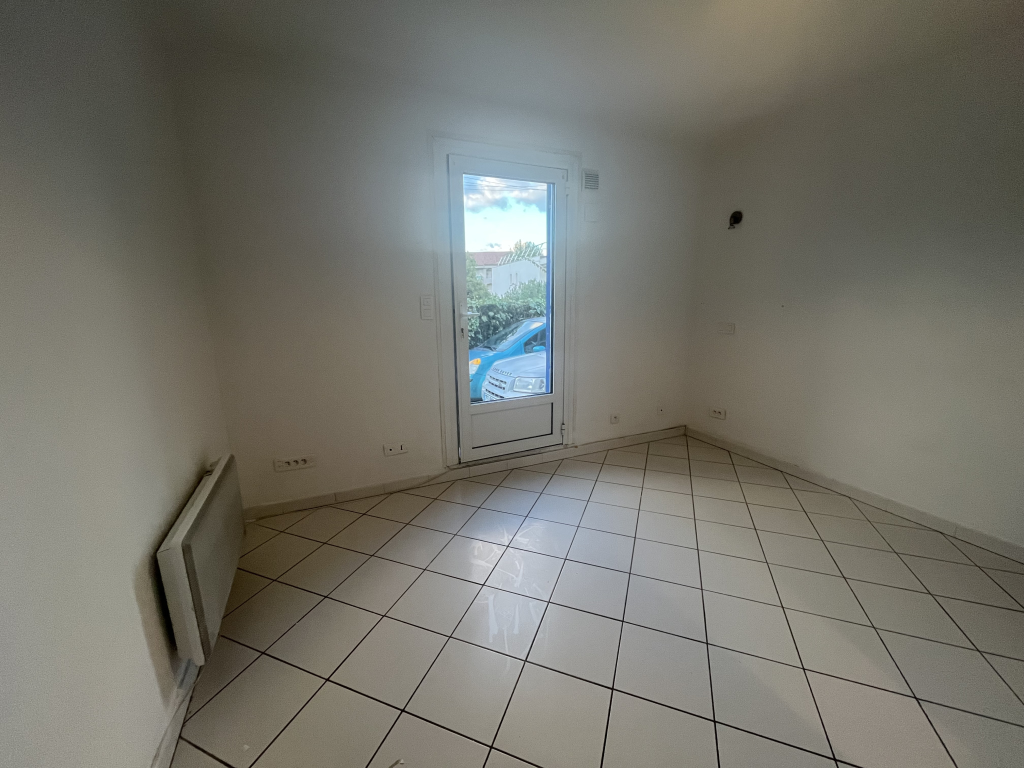 Apartment - Hy�res 83400