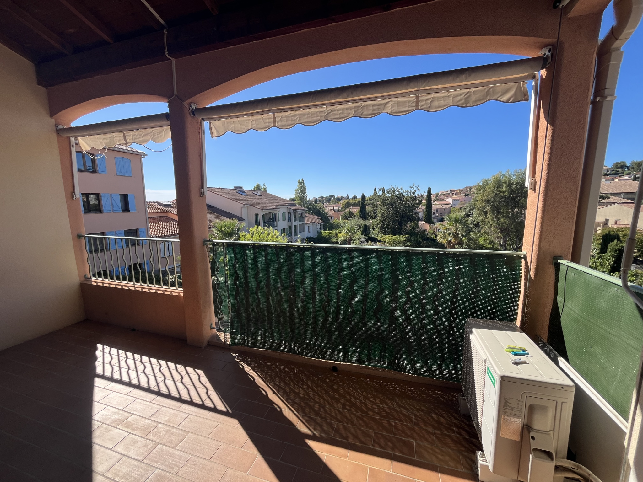 Appartement - Carqueiranne 83320